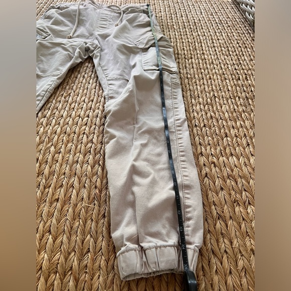 Zara men’s cargo pants, size small - Picture 5 of 5